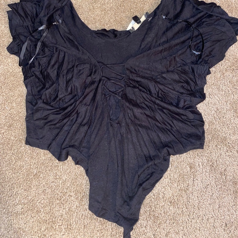 Iris Large Black Peek a Boo Crop Top